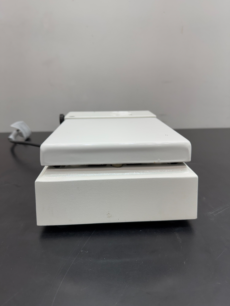 Image of Barnstead Thermolyne SP18425 Hot Plate Stirrer